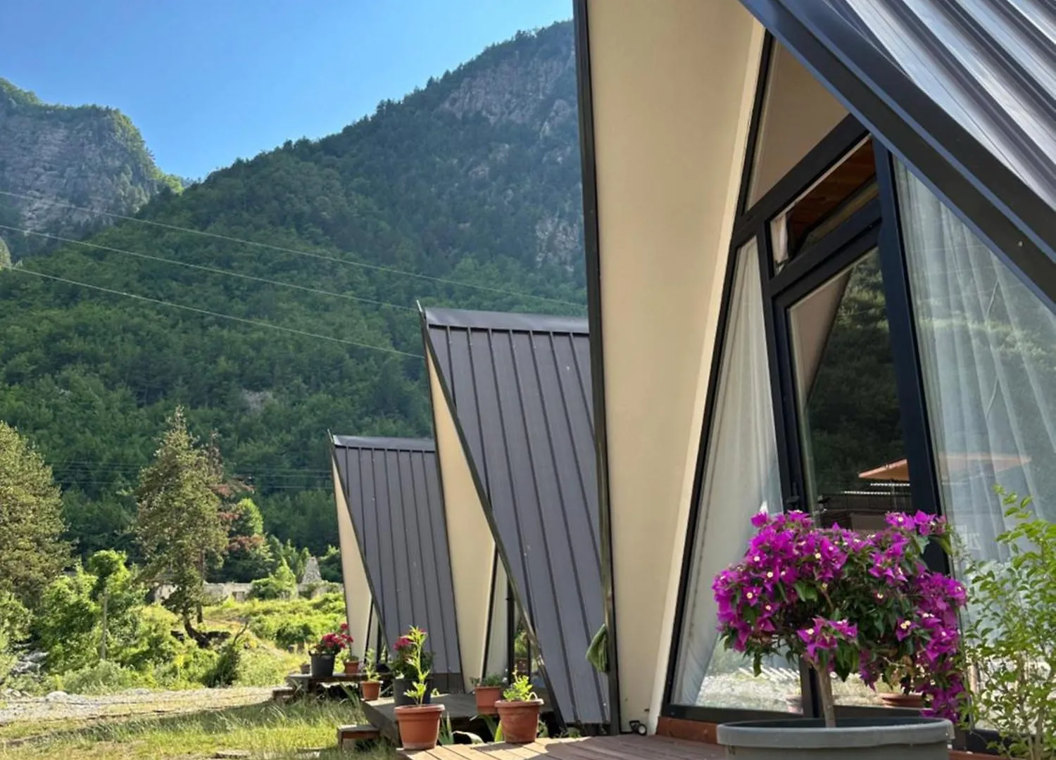Harusha Villas Theth Chalet